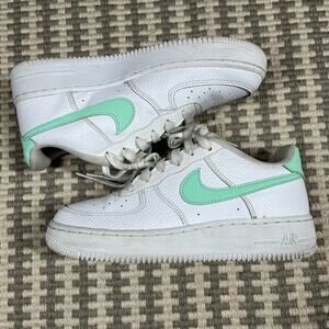 NIKE Air Force 1 GS White/Mint Foam Youth Size 6Y Wmns 7.5 CT3839-105 Preowned